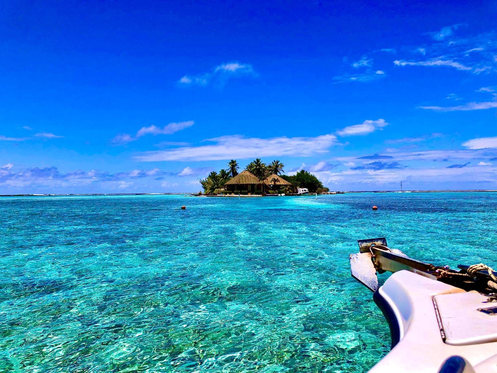 Eden Private Island Tahaa Hotel Patio  Exterior photo