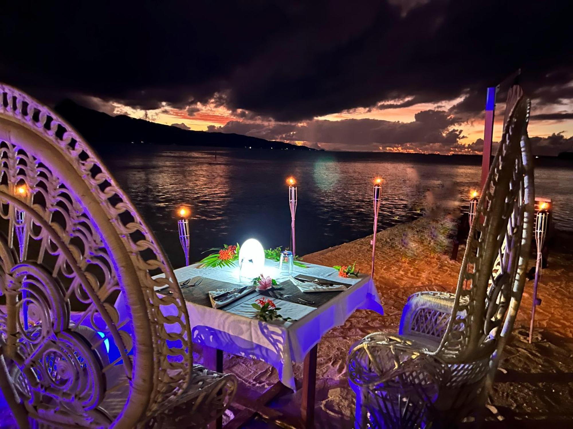Eden Private Island Tahaa Hotel Patio  Exterior photo