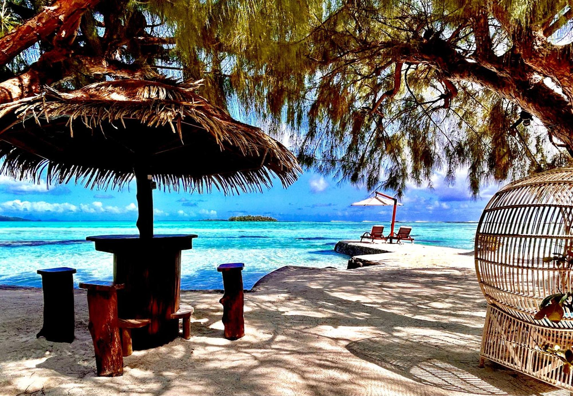 Eden Private Island Tahaa Hotel Patio  Exterior photo