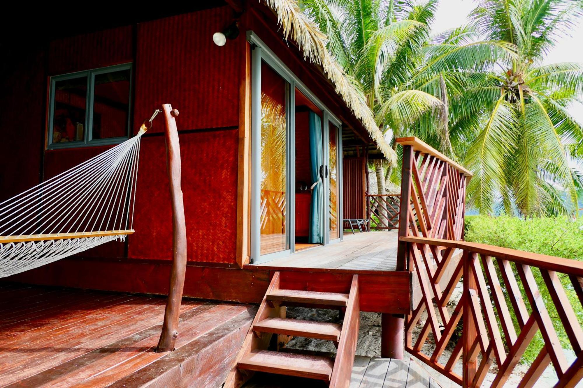 Eden Private Island Tahaa Hotel Patio  Exterior photo