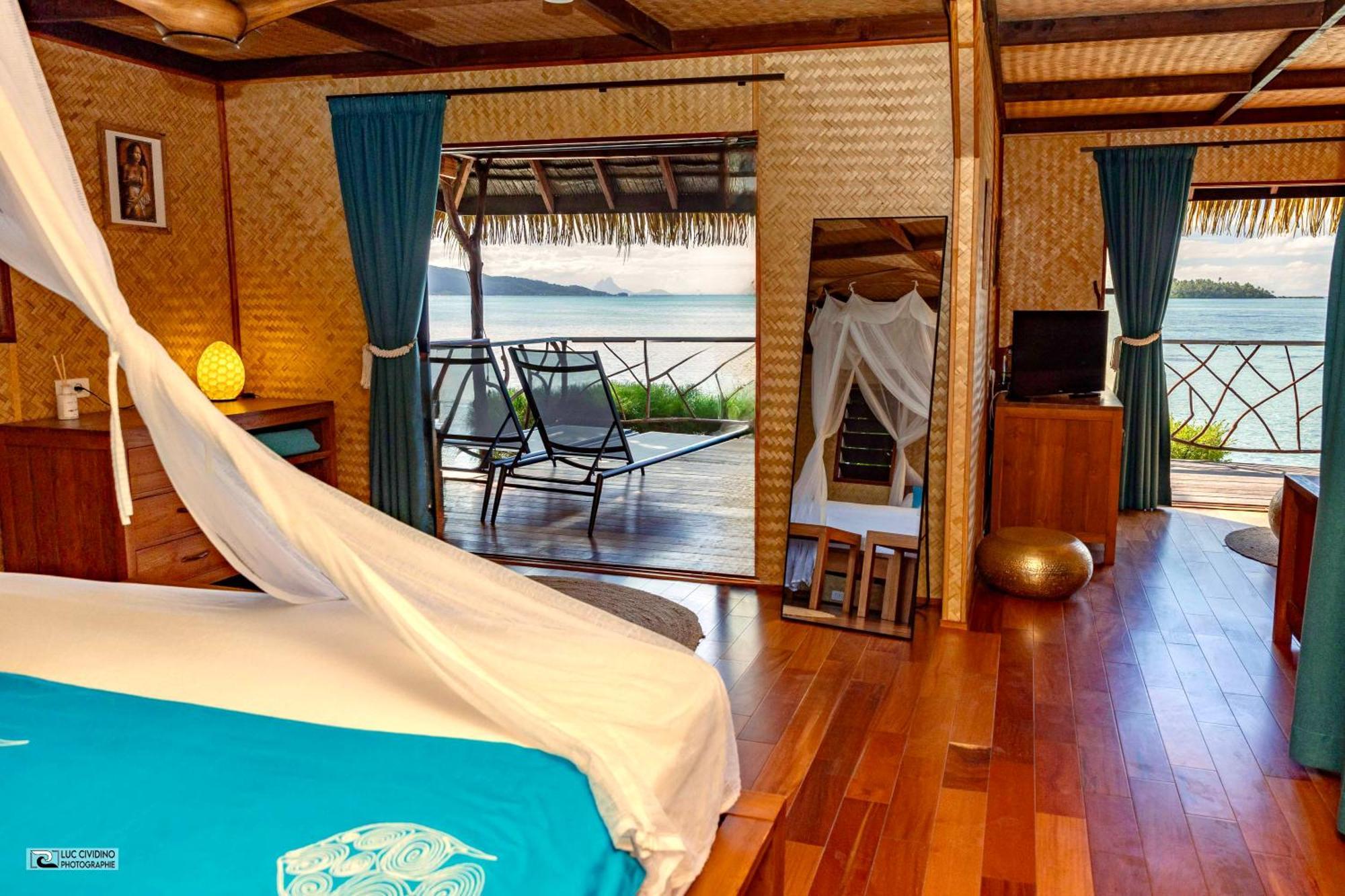 Eden Private Island Tahaa Hotel Patio  Exterior photo